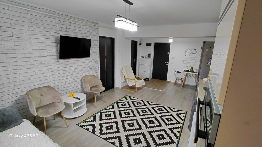 Apartament de închiriat zona Bistrița Lac