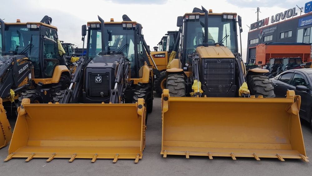 Эксковатор погрузчик 3в1 Аренда