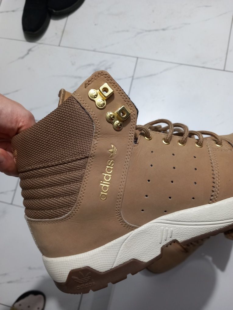 Ghete iarna Adidas barbati piele întoarsă