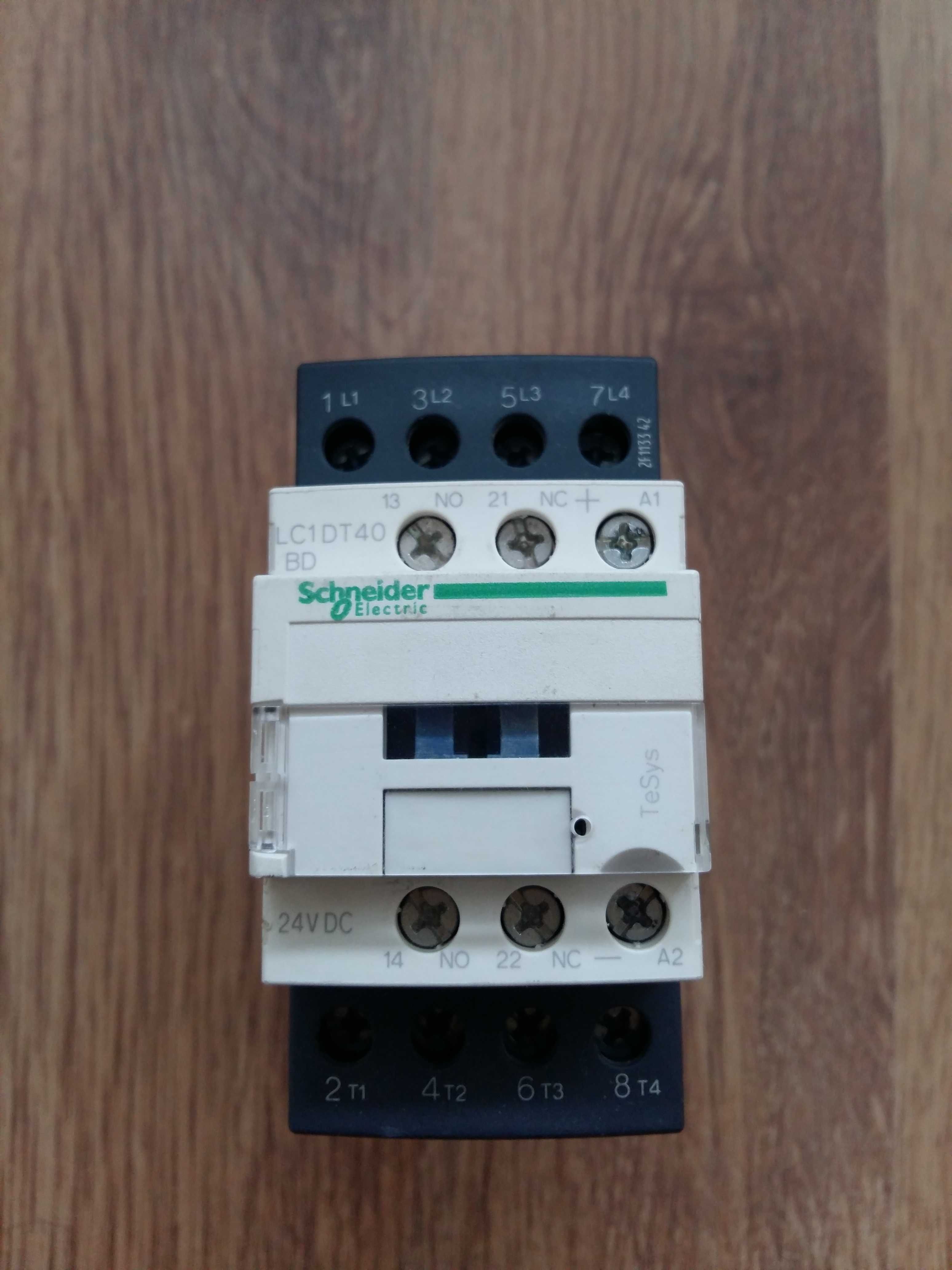 Contactor Schneider 40Amperi