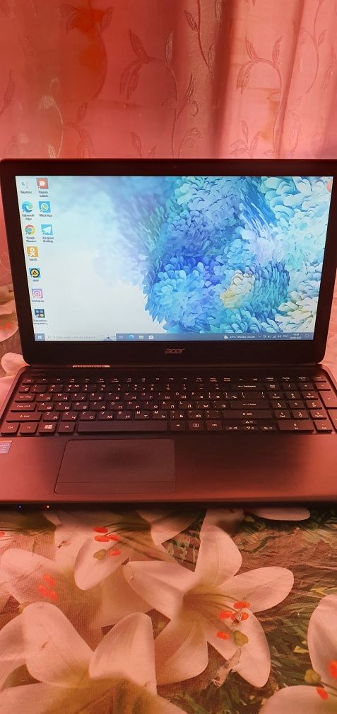 Ноутбук: ACER E1-530G ( игровой )