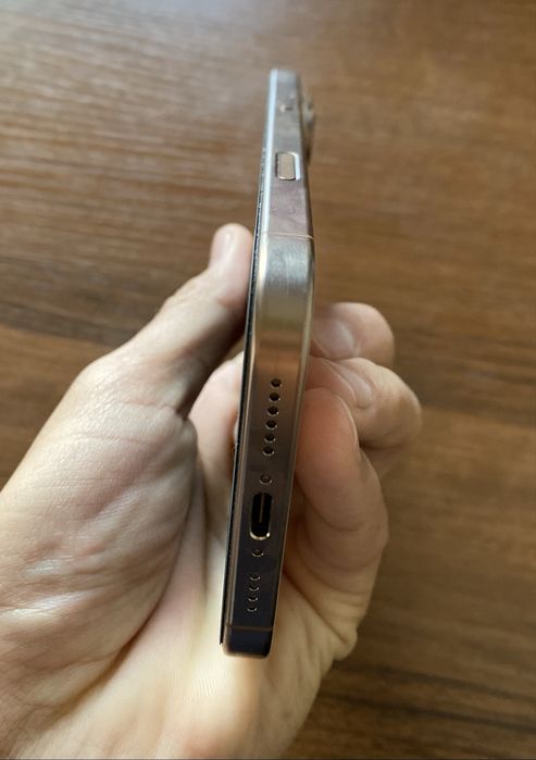 Iphone 16 pro max 246