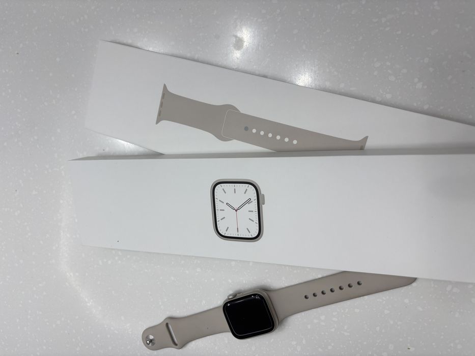 Продается Apple Watch 7 в хорошем состоянии!