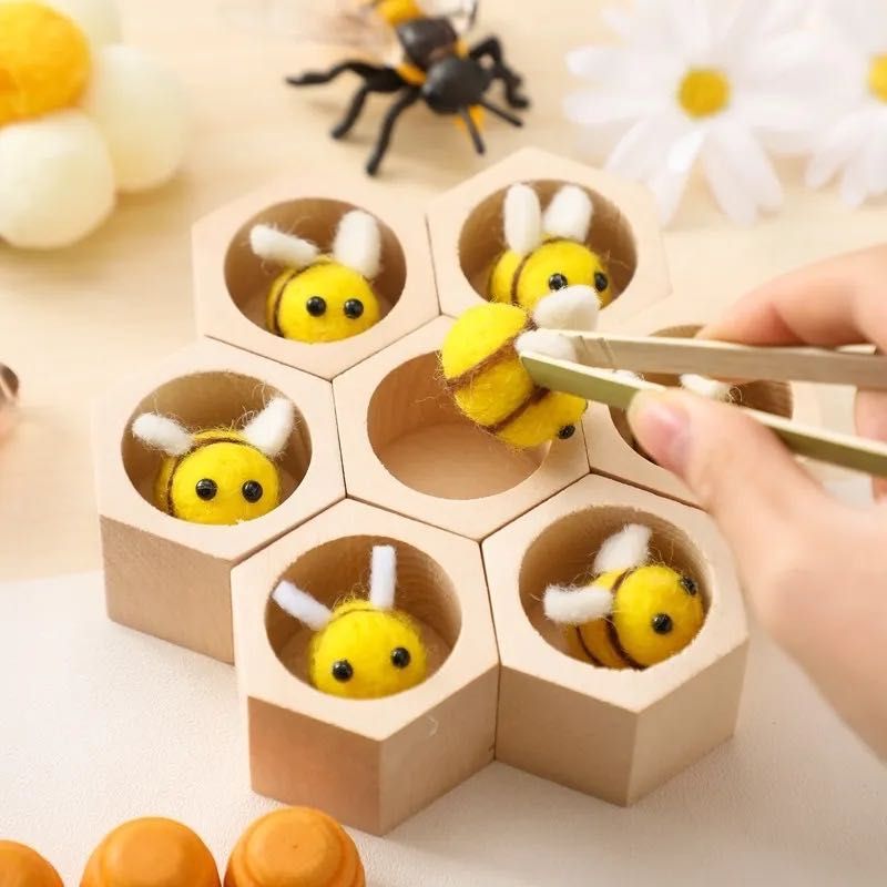 Дървена Монтесори игра за сортиране Bees