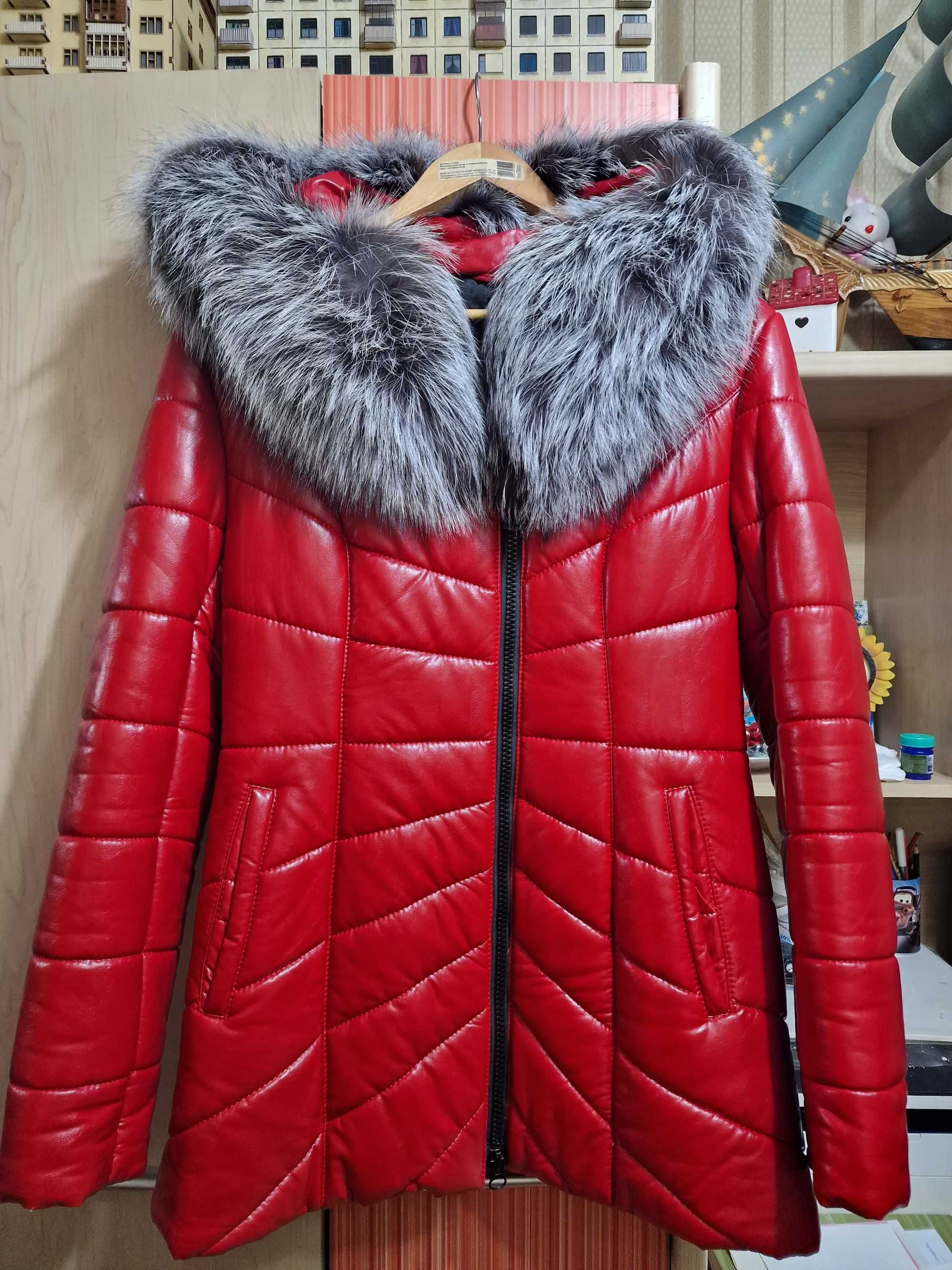 Продам зимнюю куртку
