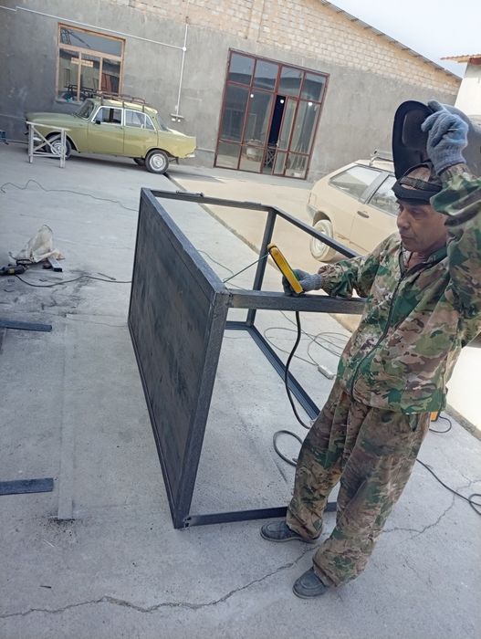 Ассалому алейкум аквариум ва бассейн балик сотишга ва сув саклашга