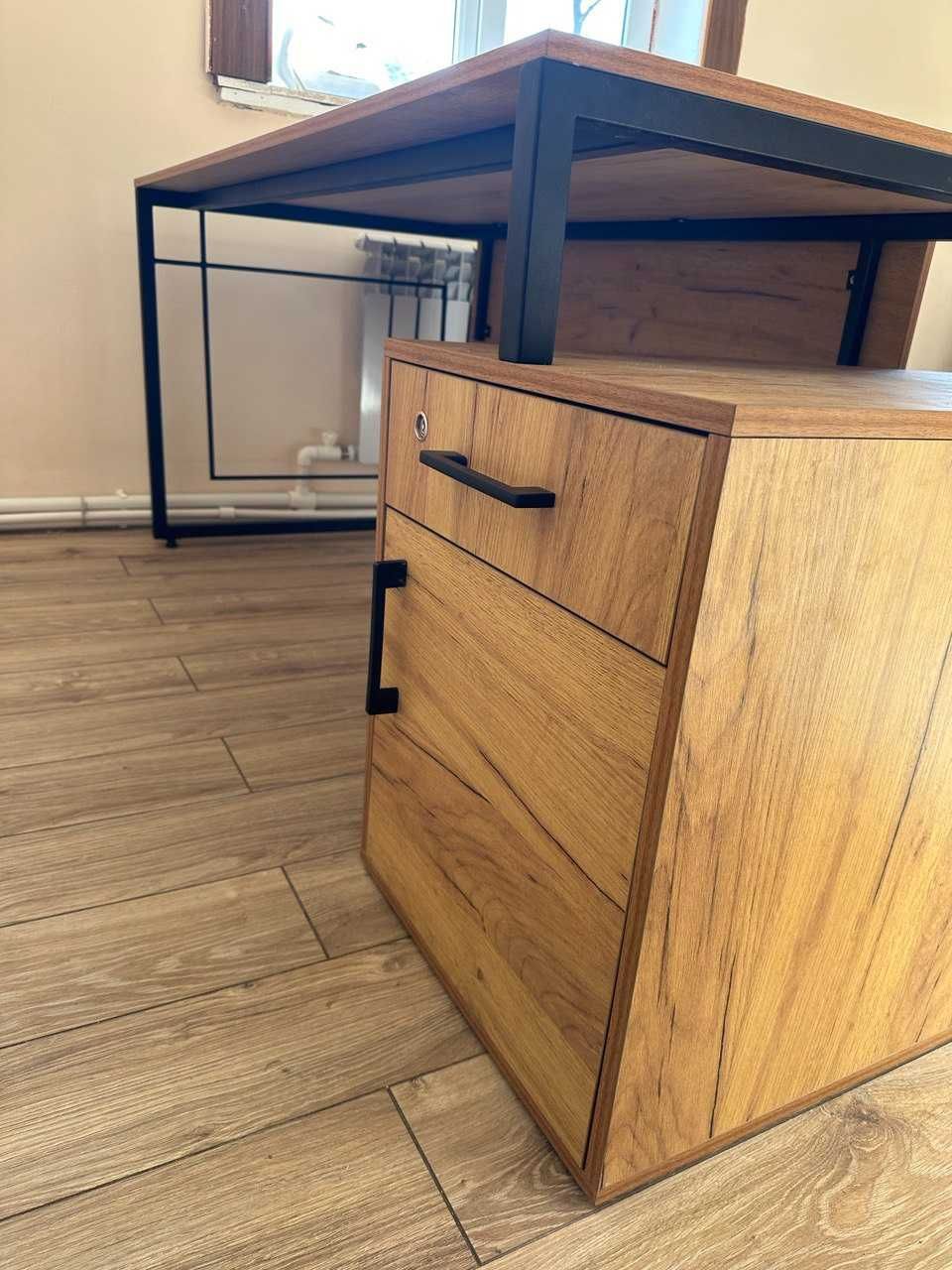 Stol Loft Biznes uchun