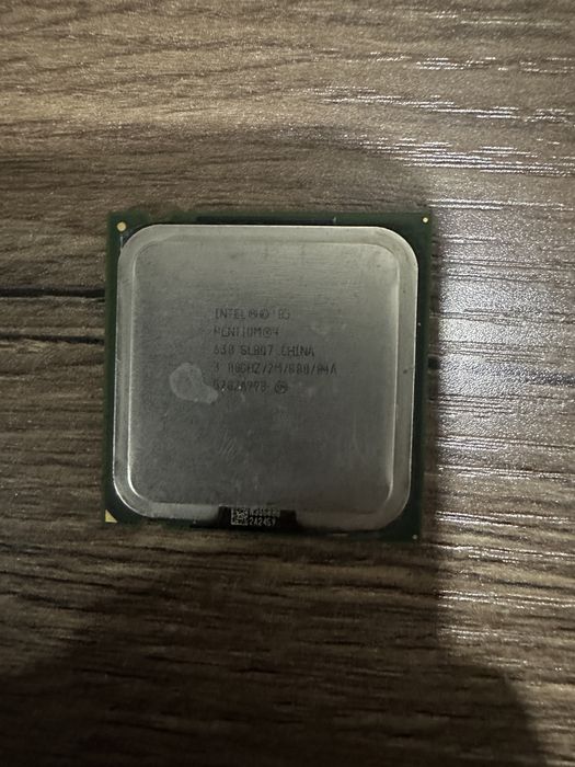 pentium 4 630; i7-740qm