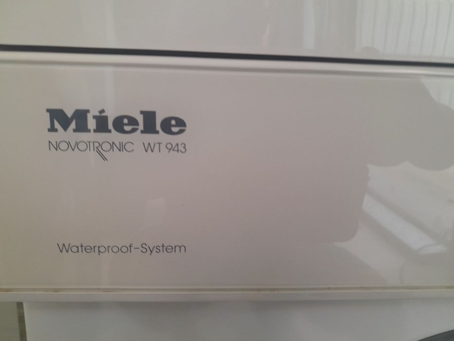 Vând mașină de spălat Miele