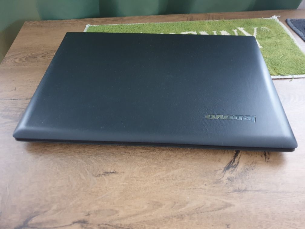 Laptop Lenovo IdeaPad G50-80, 4GB ram, hdd 1 TB, Windows 8 + Word