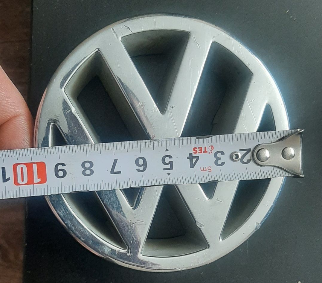 эмблема Volkswagen 4000