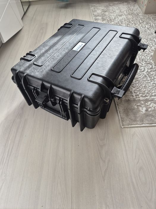 Cutie transport universala , foarte solida