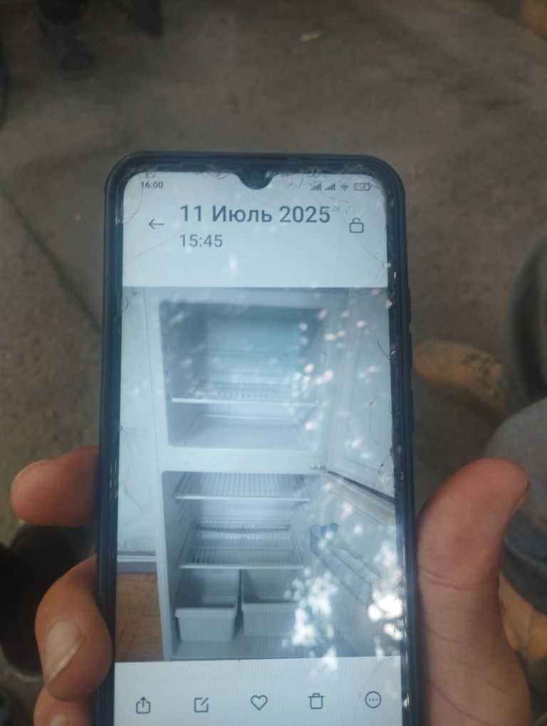 Холодильник  рабочий