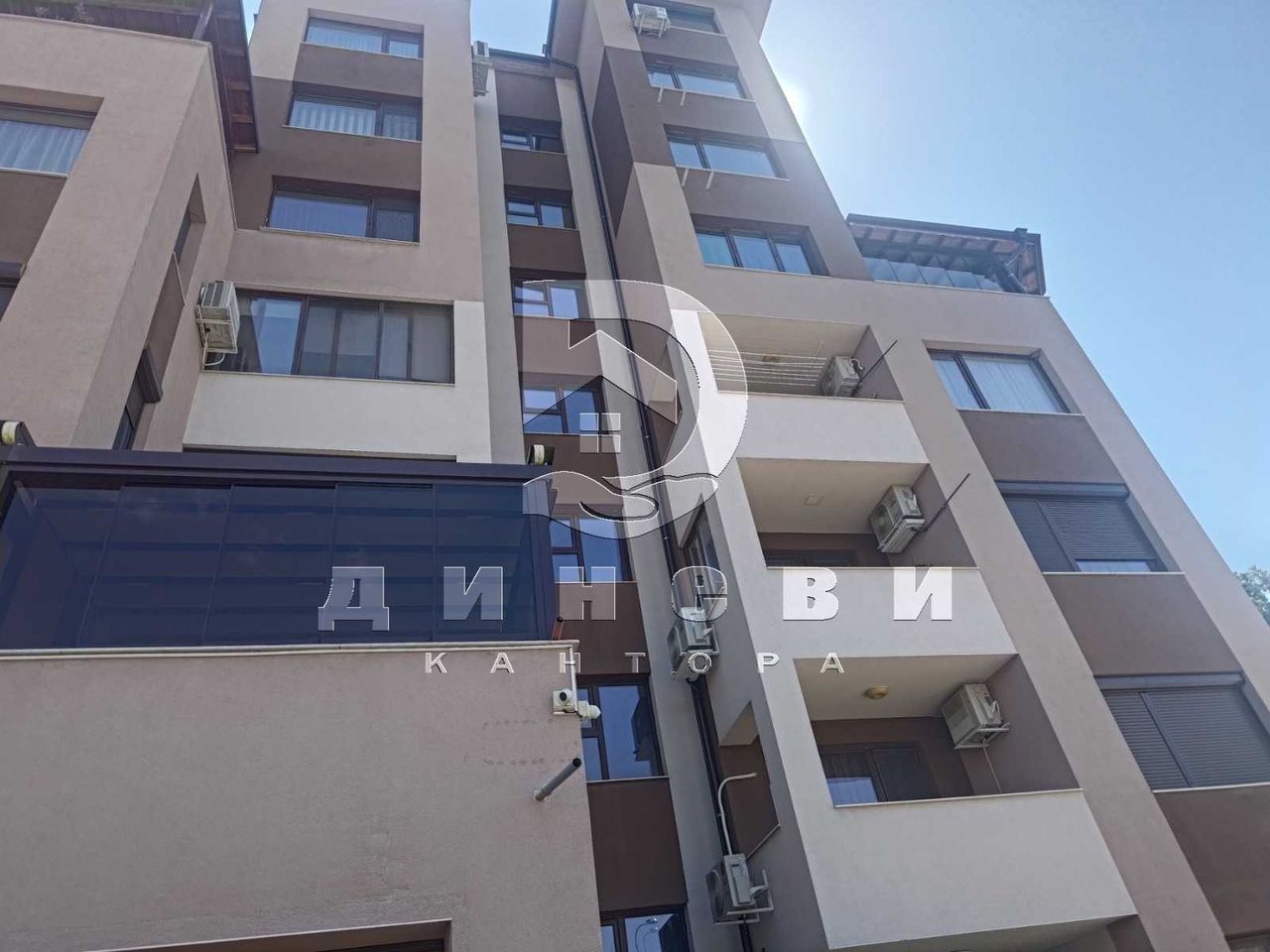 Продава се Тристаен апартамент в Стара Загора, Самара 1 - 128 кв.м за 899 €/кв.м - Снимка #2