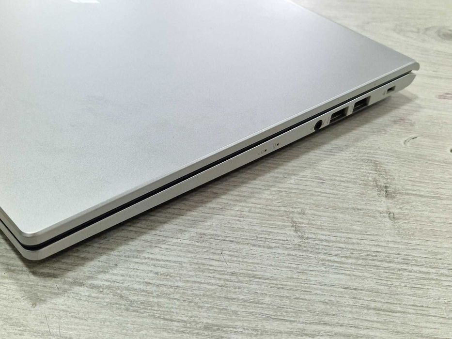 Лаптоп ASUS Vivobook X515MA 15.6inch 8GB 256GB Intel Celeron