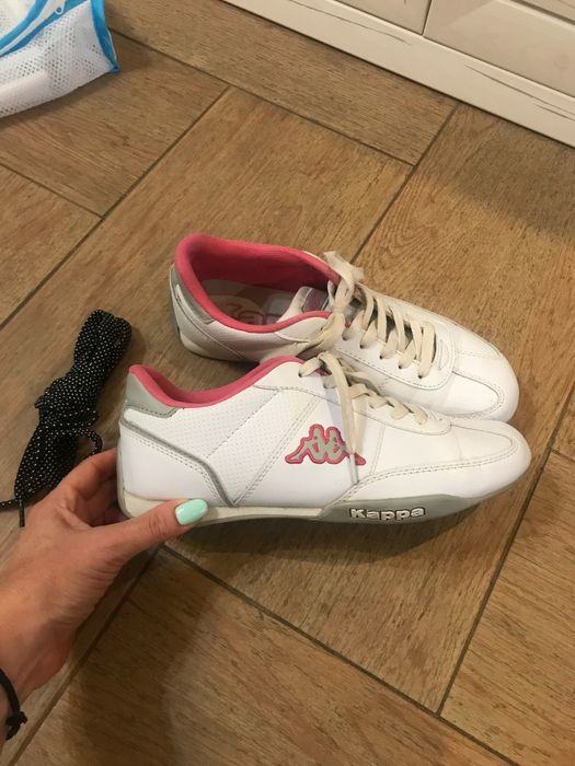 Ботуши естествена кожа 39 номер като нови с ПОДАРЪК  спортни обувки