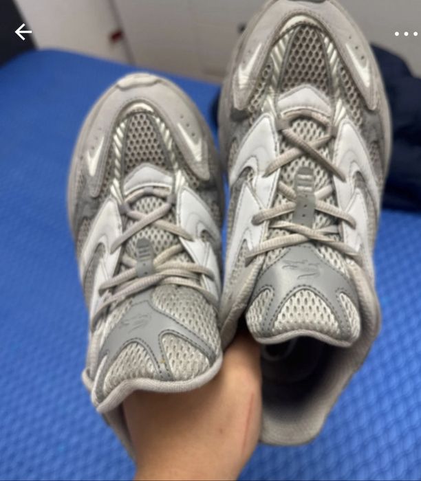 Adidasi lacoste L003 neo