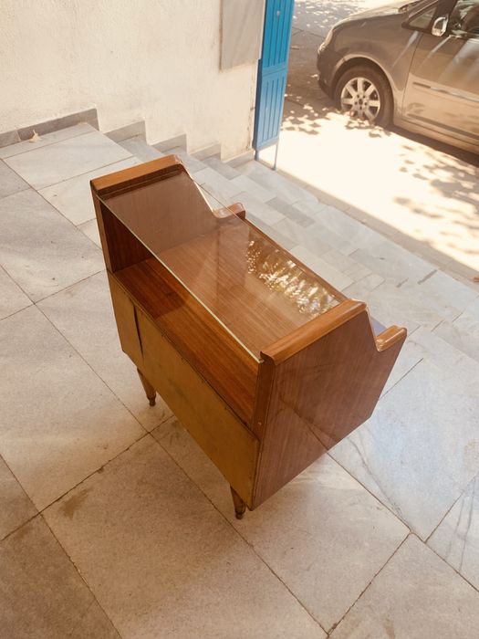 Винтидж италианско шкафче от 60-те