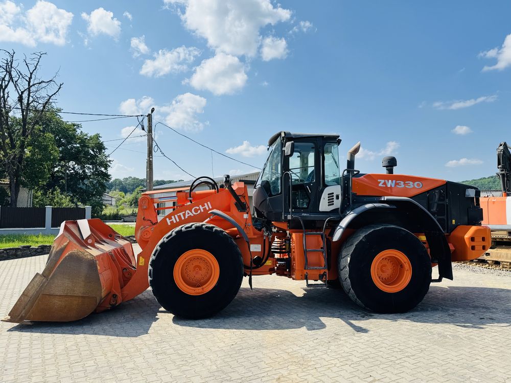 Incarcator frontal Hitachi ZW 310/330, an 2015, 28 tone, cupa 5mc, TOP