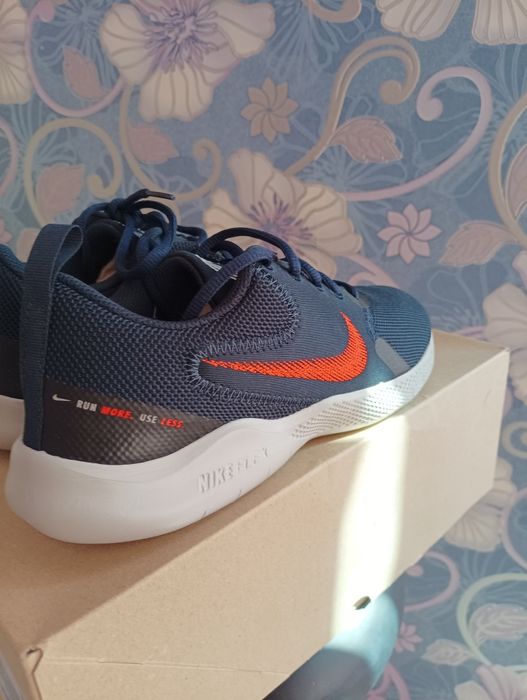 Оригинални маратонки Nike