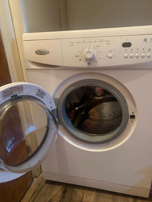 Masina de spalat  WHIRLPOOL