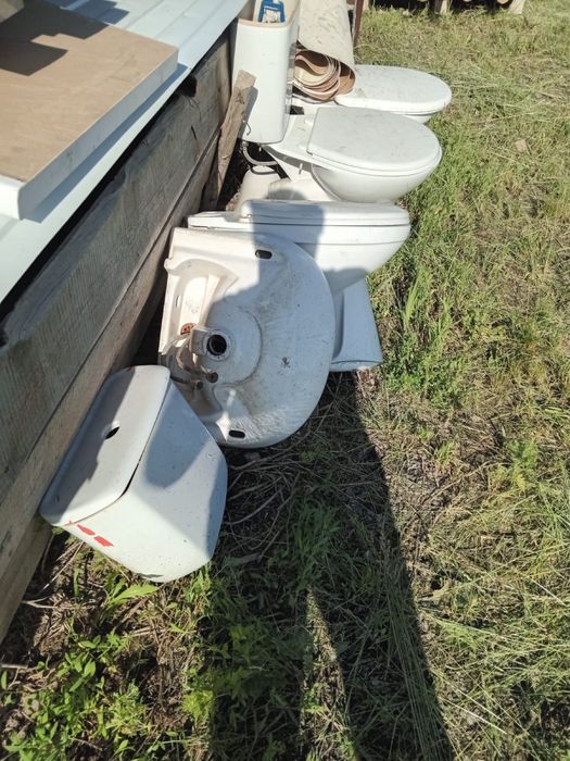 Унитаз,раковина,ванна