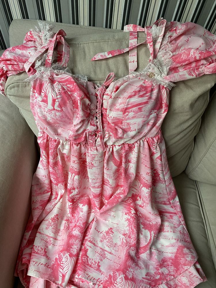 Ruffles Рокля ALESSA с подвижен колан