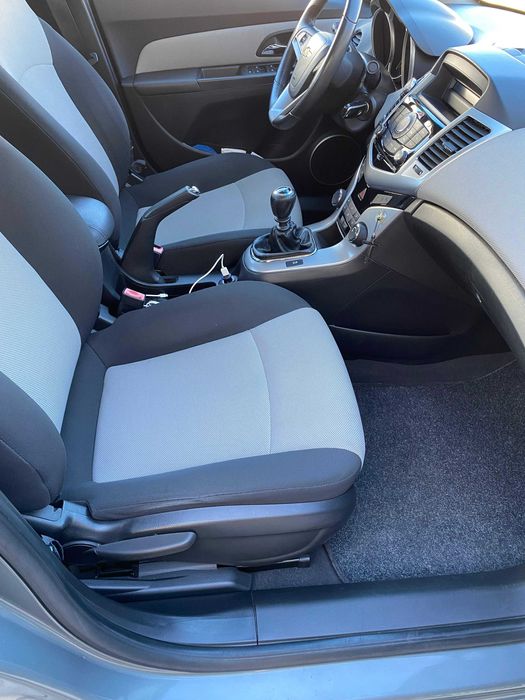 Chevrolet Cruze MY11