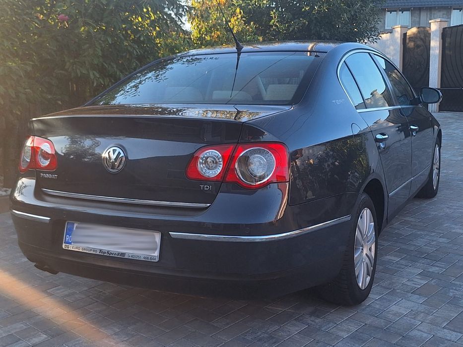 VW Passat Limuzina ,motor 1.9 diesel , an 2008