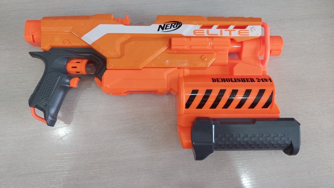 Nerf demolisher 2 in 1