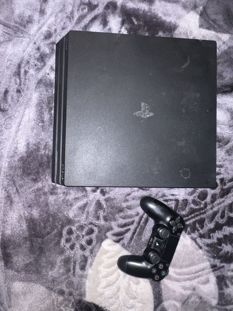 Ps4 pro cu controler