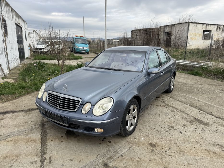 Dezmembrez Mercedes W211 E280 4 matic