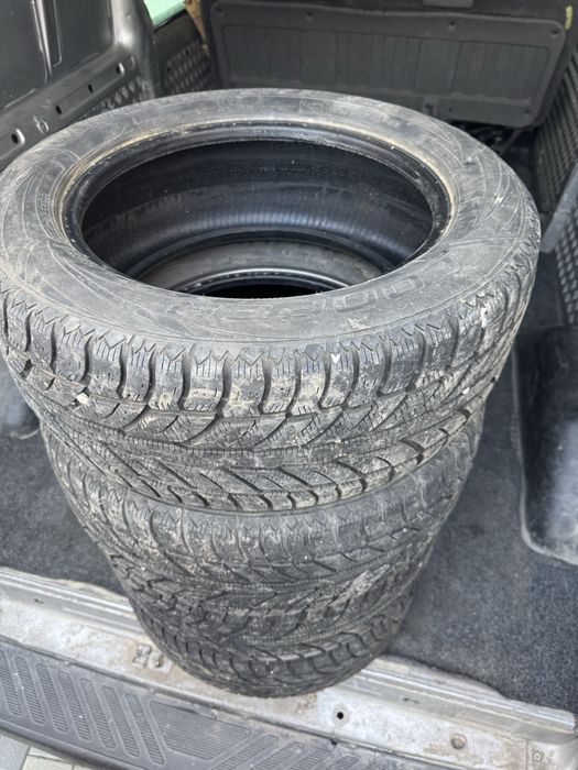 Anvelope 235/55/17 M+S