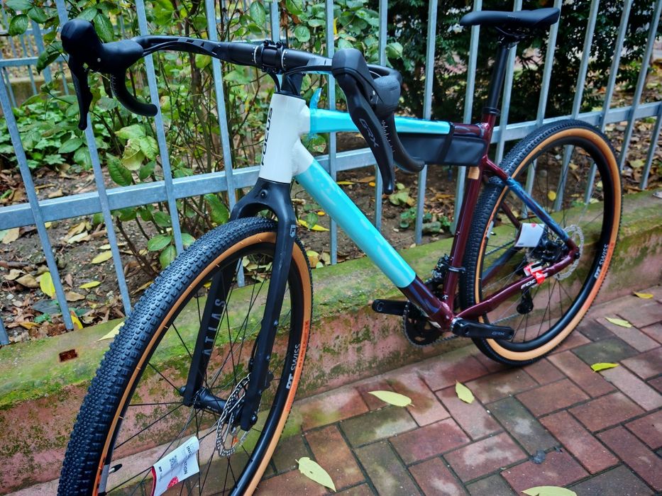 Bicicleta cursiera ciclocros gravel Focus Atlas 6.8 size M GRX 2025