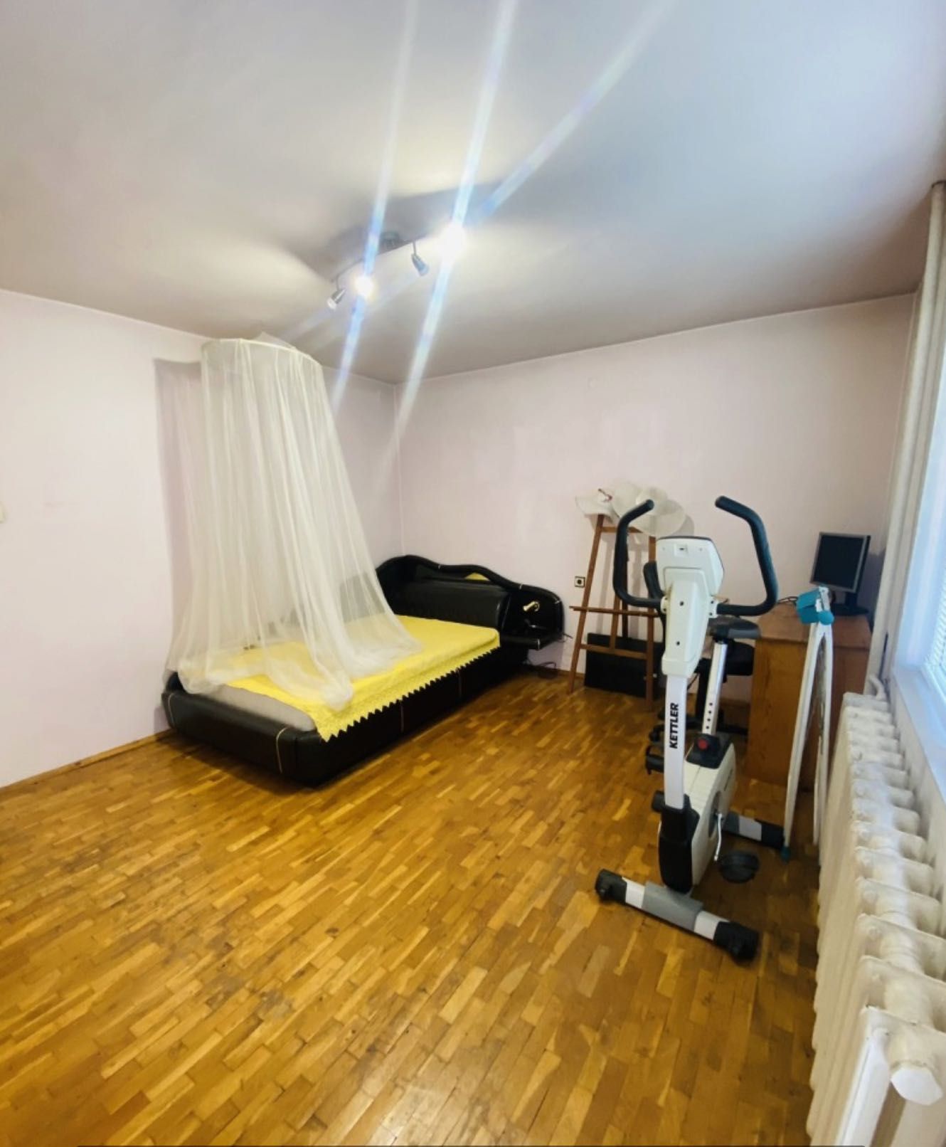 Продава 3-СТАЕН
град София, Овча купел