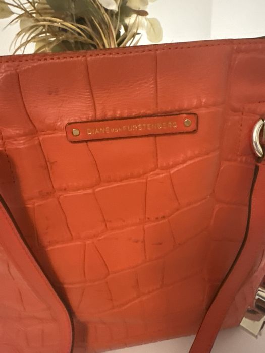 Geanta piele Diana von Furstenberg