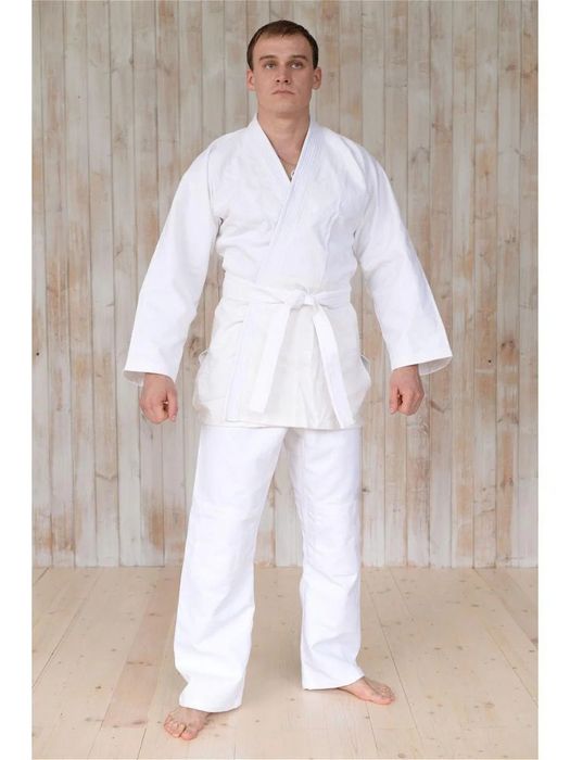 продам кимоно белого цвета