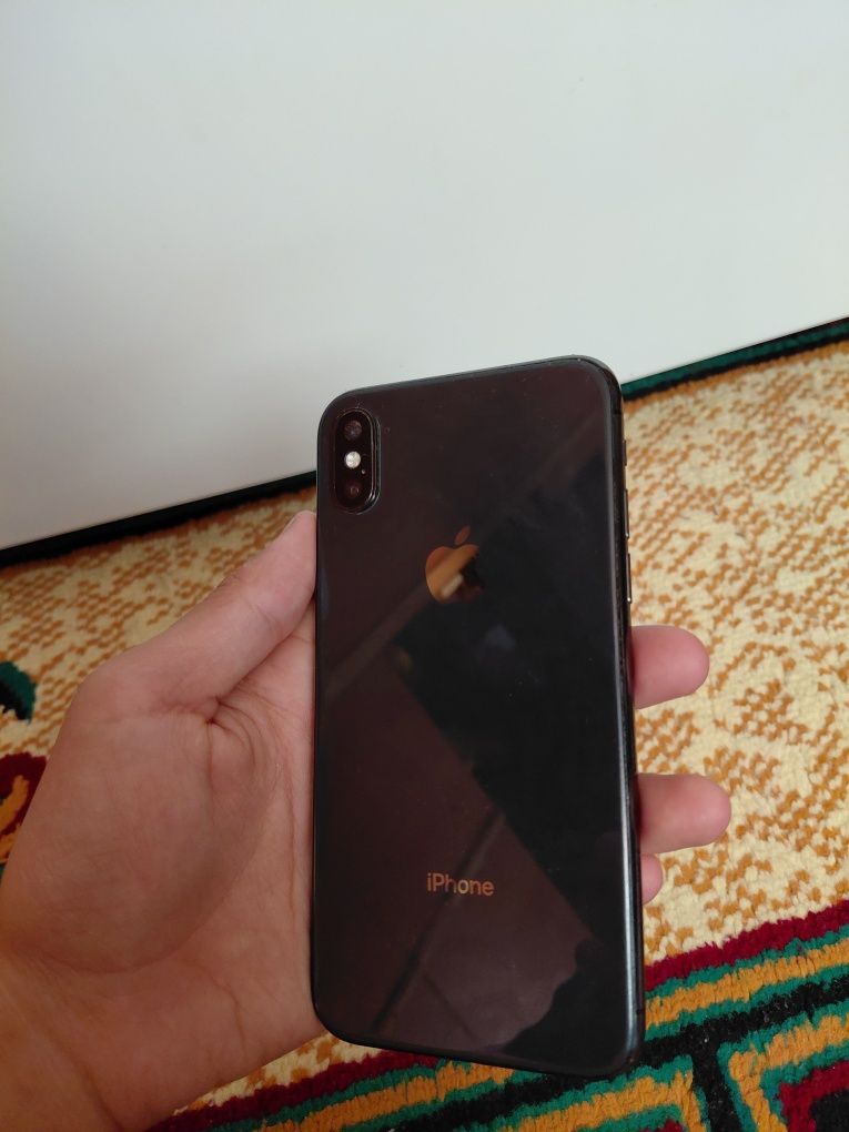 Iphone X sotiladi