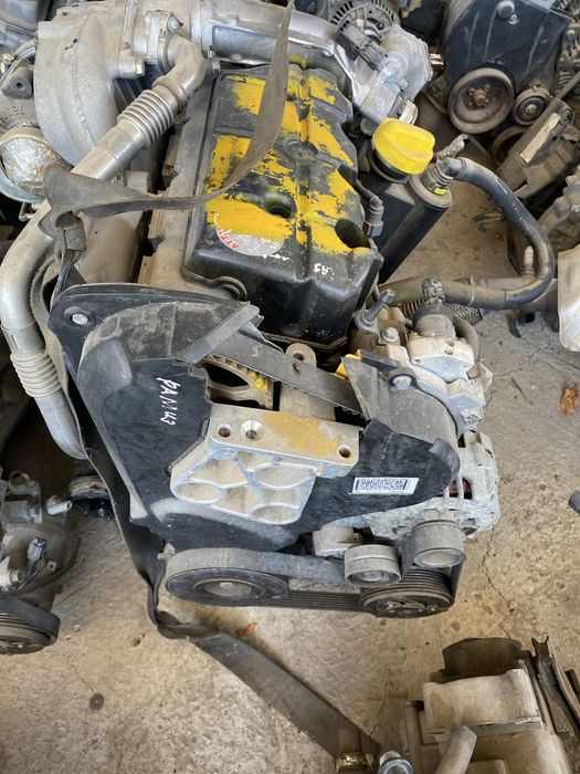 Двигатель  RENAULT F9Q