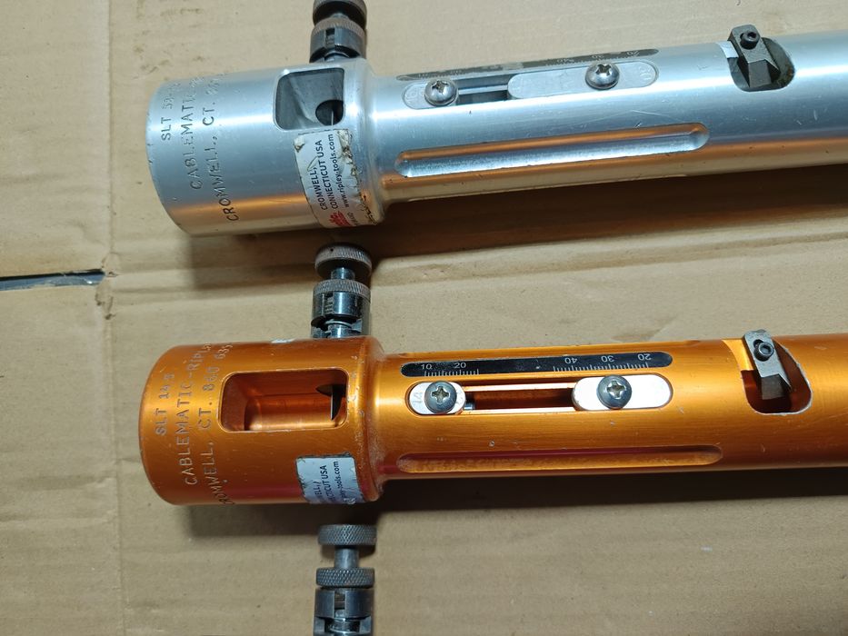 Set unelte de mana pt dezizolare cablu electric