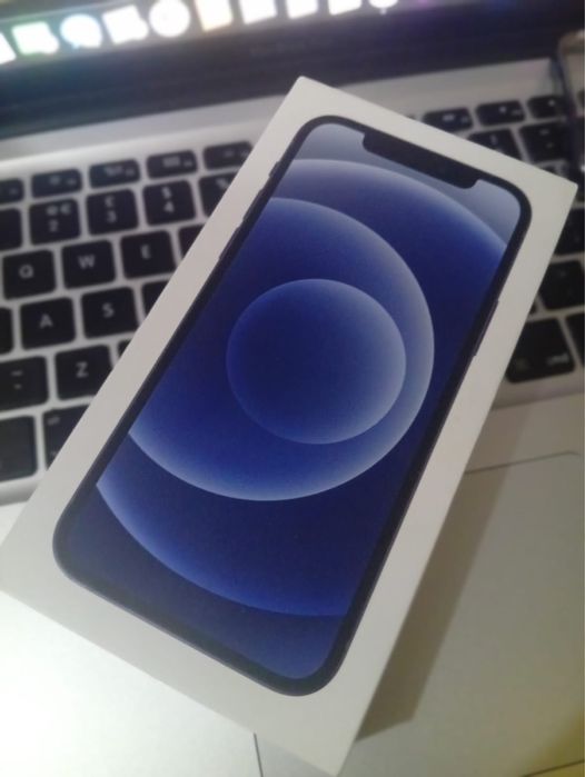 iPhone 12 – 64GB | Negru | Stare foarte bună