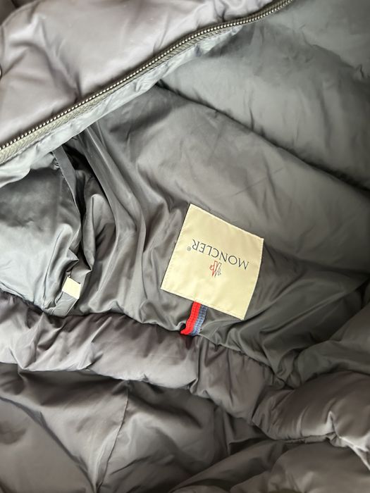 Geacă de iarnă Moncler