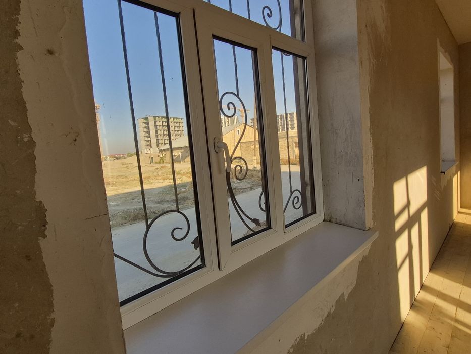 Динамо калсо янги узбекистон домлари ёнида жойлашган сафедмуй