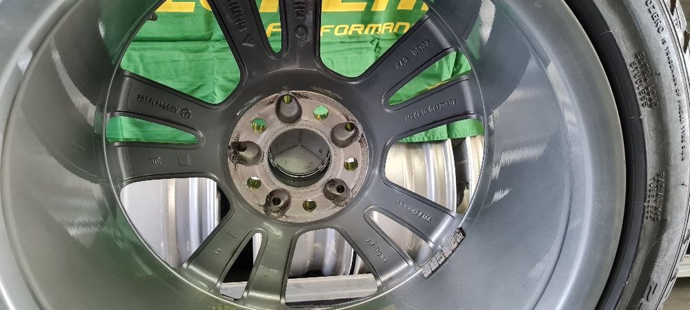 Roti complete Mercedes E300 Pirelli 225 45 18 / 245 40 18