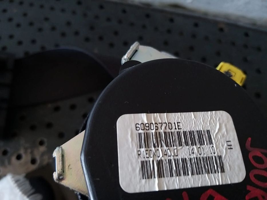 Centura siguranta stanga fata dodge journey 609067701e