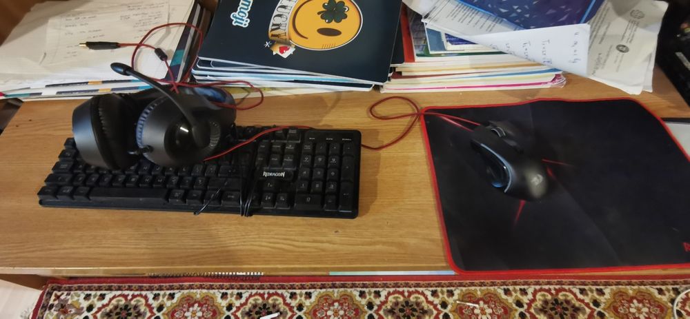 kit mouse tastatura casti si mousepad