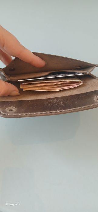 Продам небольшой кожаный кошелёк