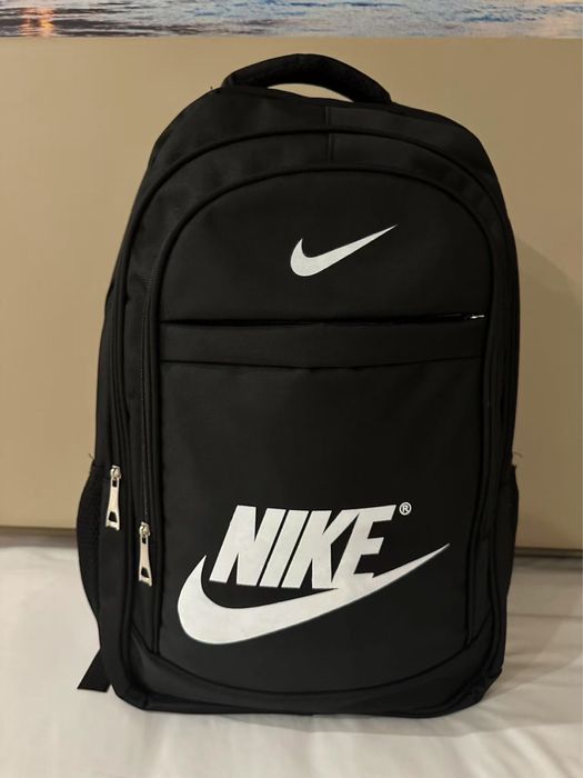 Rucsac Nike, dimensiune mare 52 cm