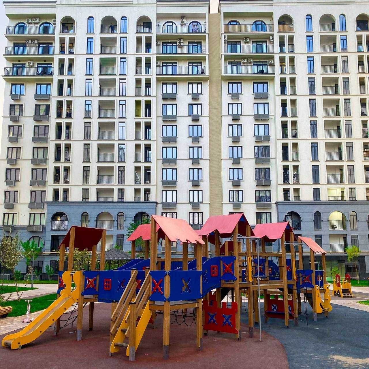 Срочно продается квартира ЖК NRG Mirzo Ulugbek с готовой мебелью