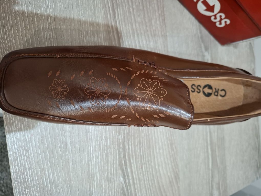 Ретро обувки кожа